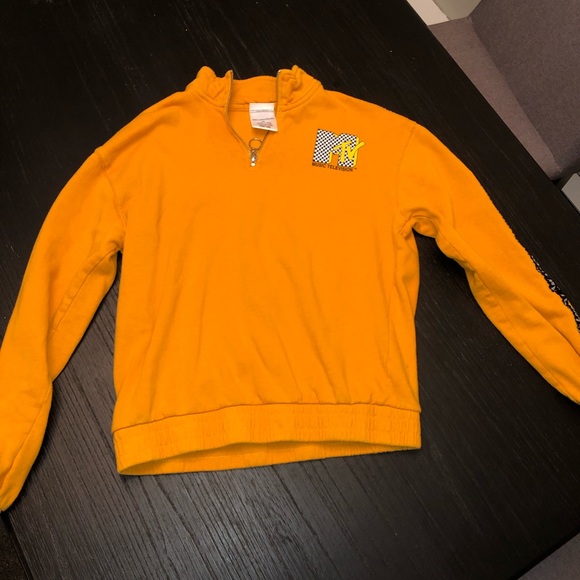 Sweaters - MTV Sweatshirt